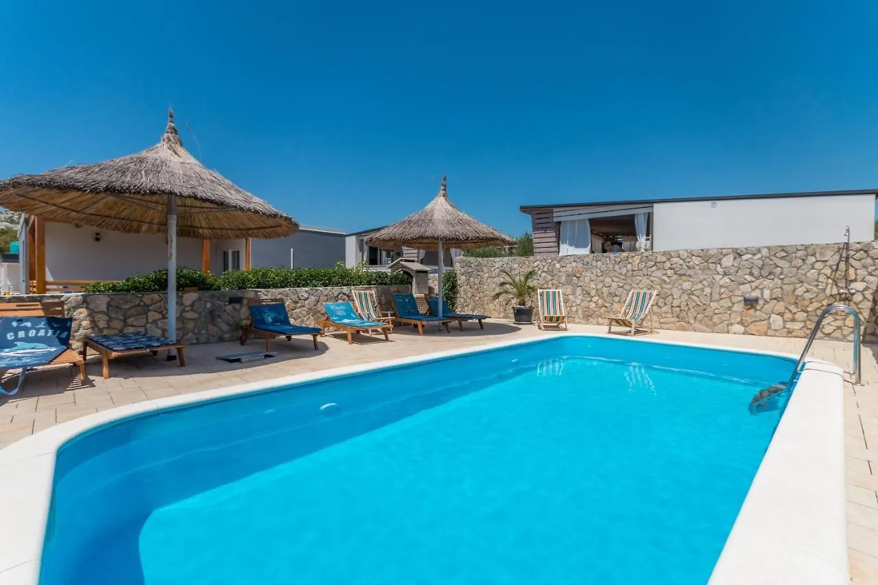 Hotel Camp Mateo With Pool Drage Ferienpark