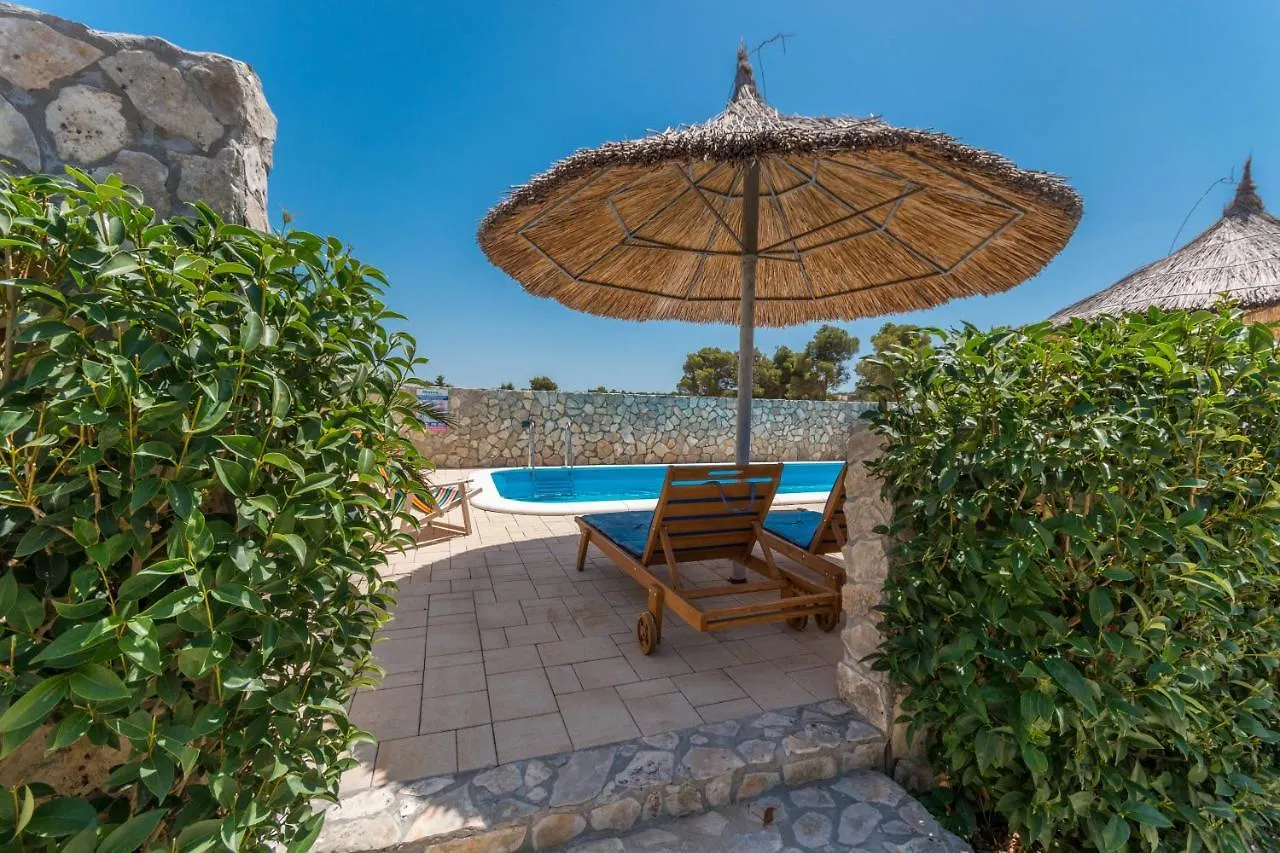 Ferienpark Hotel Camp Mateo With Pool Drage